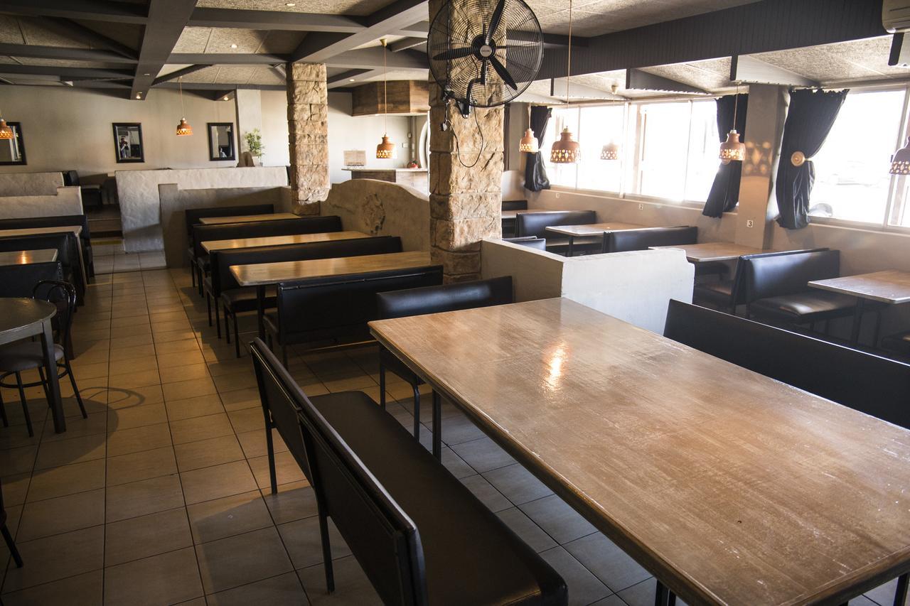 Savoy Hotel Jeffreys Bay Eksteriør bilde