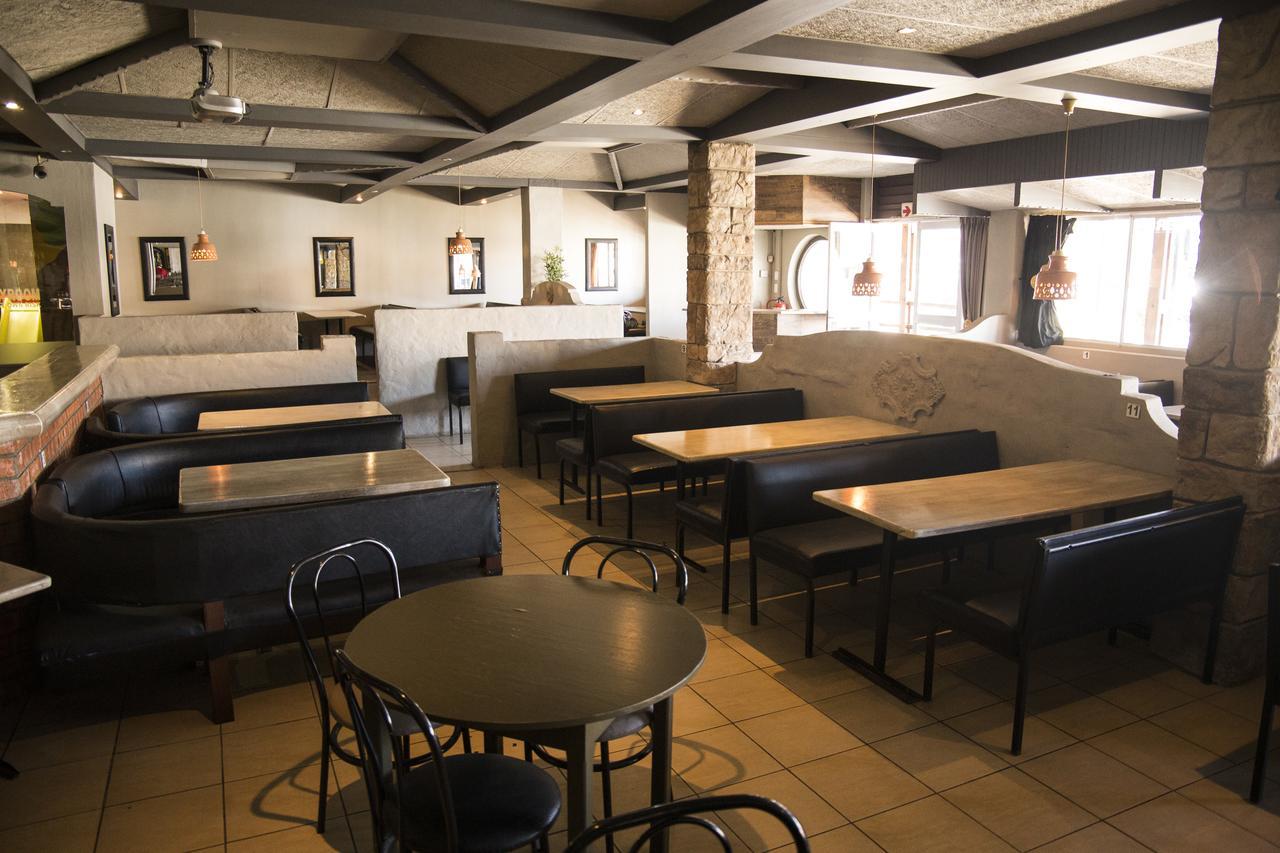 Savoy Hotel Jeffreys Bay Eksteriør bilde